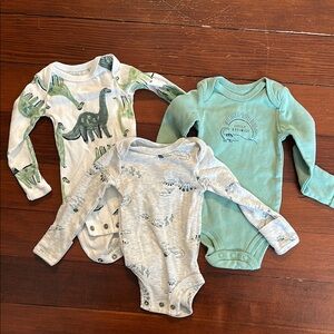 Carter's Green and Gray Bodysuit Set Soft Cotton One Pieces - Newborn